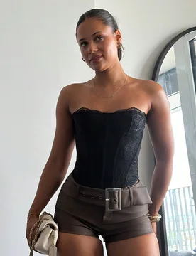 Top tubo de encaje sexy y versátil para mujer, corsé de encaje negro, top sin tirantes para citas y fiestas, top de verano XL - Shein - FashionsVida