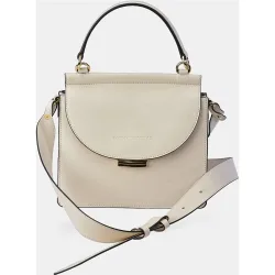 Bolso de mano con solapa en piel lisa color habana