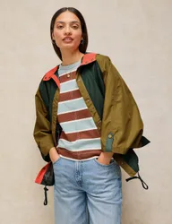 Lightweight Hooded Showerproof Poncho Green Mix female