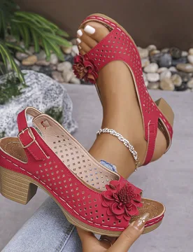 Sandalias de tacón alto con diseño floral hueco para mujer, unicolor, estilo bohemio elegante, vanguardista, moda de playa sexy con recortes, para v - Shein - FashionsVida