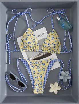 Conjunto de bikini de 2 piezas con estampado floral pequeño y cuello triangular para mujer, adecuado para vacaciones en la isla y natación XL - Shein - FashionsVida
