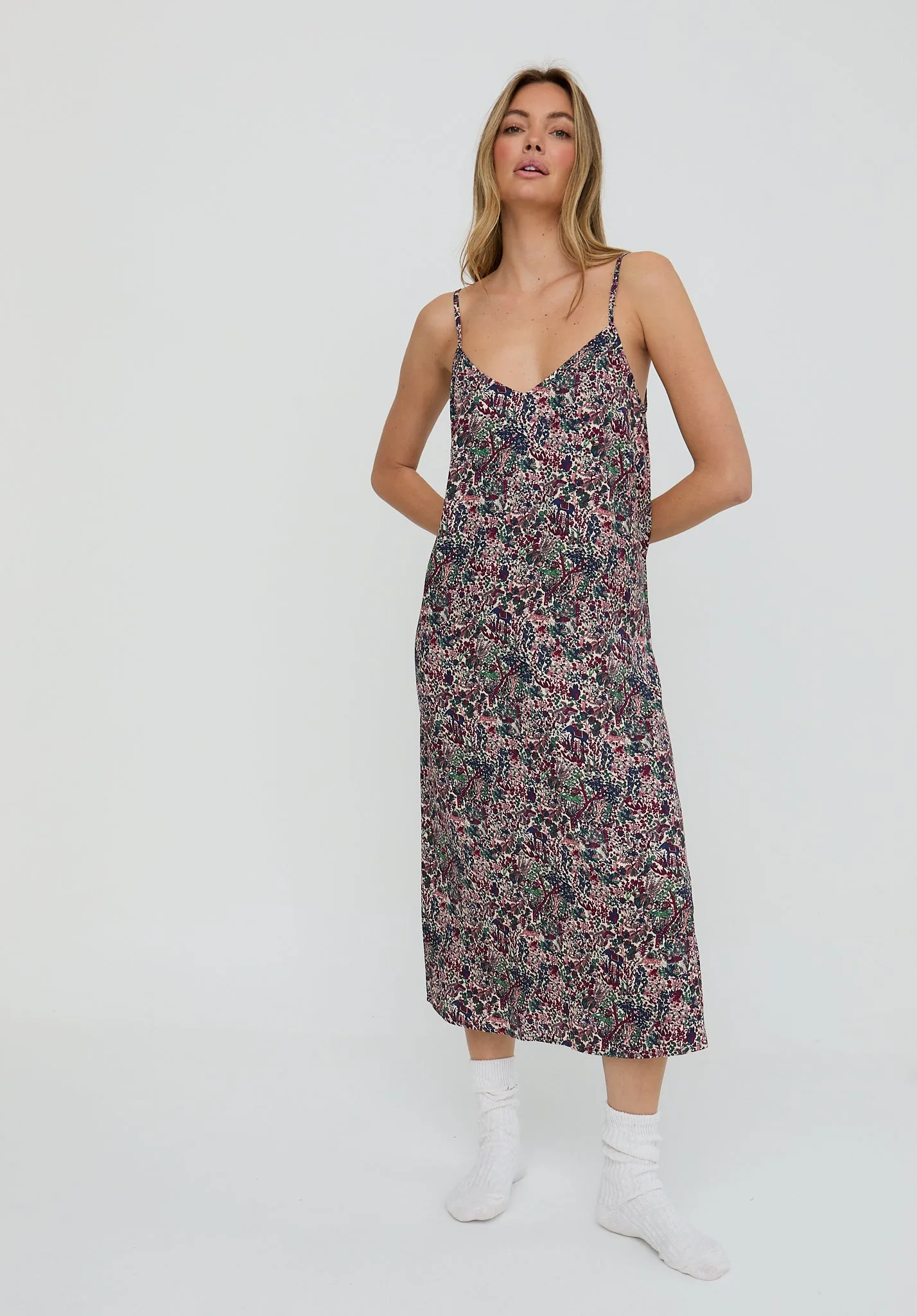 Rosie V-Neck Forest Floral Print Nightie In Multi - S - Lily and Lionel London Limited - FashionsVida