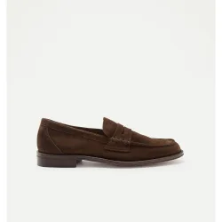 Mocasines hombre ante piso cuero
