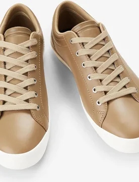 Zapatillas deportivas de hombre Baseline con logo y cordones - Fred Perry - FashionsVida