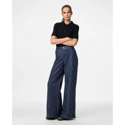 Pantalón vaquero de raya diplomática