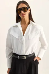 Womens Casual Long Sleeve Button Up Poplin Shirt With Pocket - White - Size Medium