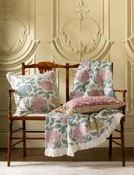 Albert Pure Cotton Patterned Throw Multi - Historic Royal Palaces - FashionsVida