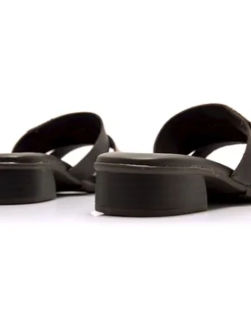 Sandalias planas de mujer con pala ancha en piel - mustang - FashionsVida