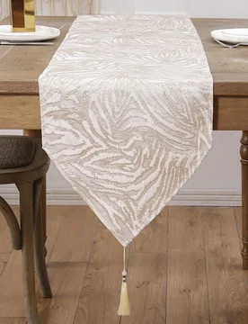Pieza Camino de mesa decorativo con textura geométrica bordado con hilo metálico, decoración de otoño, decoración de la habitación 33*228 - Shein - FashionsVida