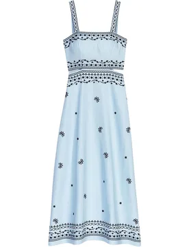 Vestido largo de lino con bordados, escote cuadrado y recortes - Maje - FashionsVida