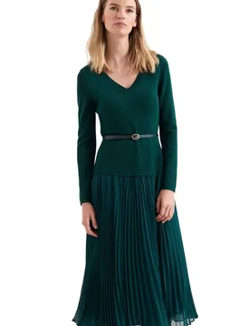 Women's Kai V-Neck Dress in Bottle Green Size: 16 - Bottle Green - Size: 16 - Phase Eight - FashionsVida