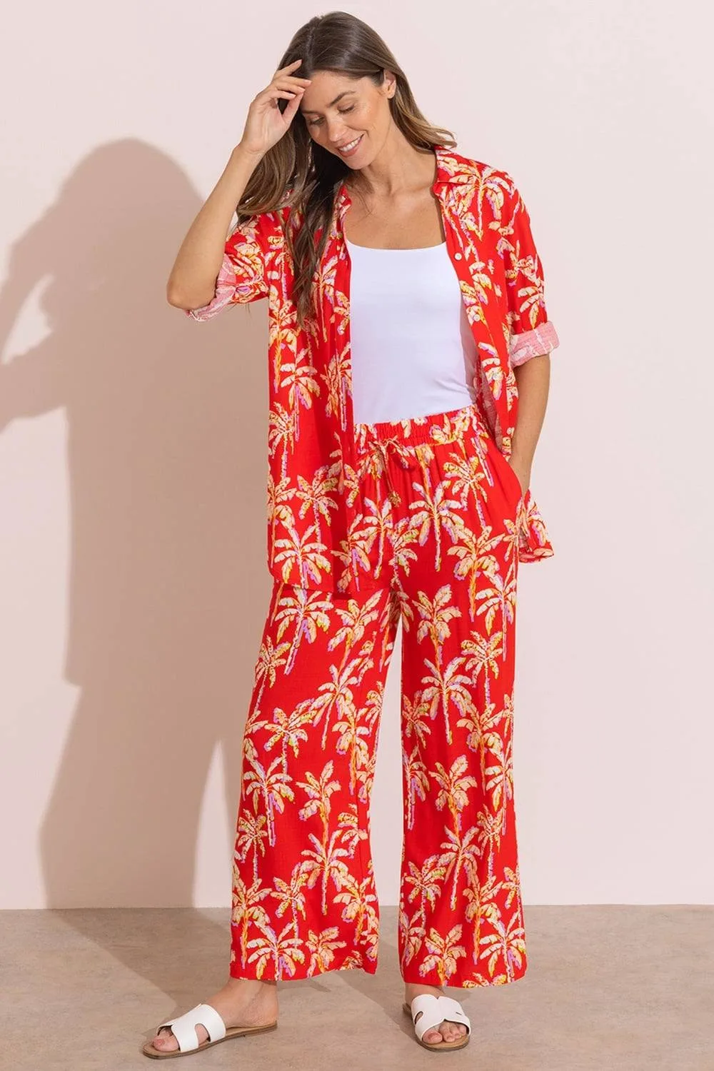 Women's Printed Wide Leg Trousers in Red Size: 20 - Red - Size: 20 - Klass. - FashionsVida