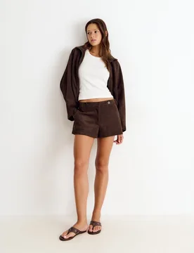 Short efecto ante con botones - Brownie - FashionsVida