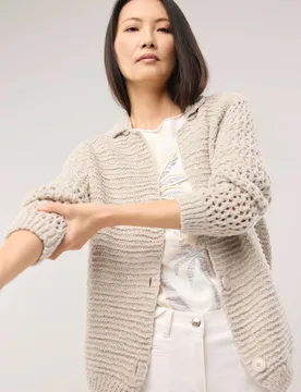 Strickjacke mit Leinen, normale Größen, Farbe Beige, 48, edles Leinenmix-Bändchengarn leicht & atmungsaktiv Damen - Walbusch - FashionsVida