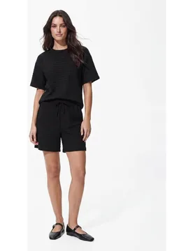 Short de mujer elástico con cierre de cordón - Pieces - FashionsVida