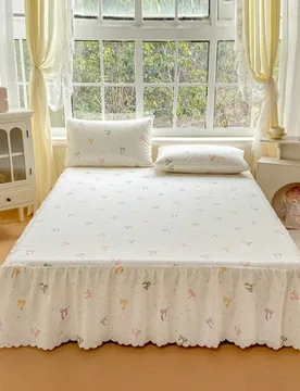 Juego de ropa de cama de 3 piezas con falda de cama con volantes y 2 fundas de almohada, estampado floral, botánico, a rayas y a cuadros, cobertura c - Shein - FashionsVida