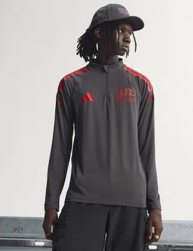 GIACCA CON ZIP A 1/4 MECCANICI TEAM AUDI REVOLUT F1 XL Utility Black / Hi-Res Red - Adidas - FashionsVida
