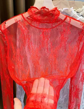 Camisola de encaje de cuello alto delgado para mujer, camiseta interior de malla con ribete de volantes, nueva llegada casual roja primavera/otoño 20 - Shein - FashionsVida