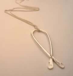 Recycled Silver Petit Kiss me Kate Necklace