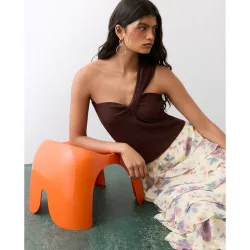 Top asimétrico de mujer