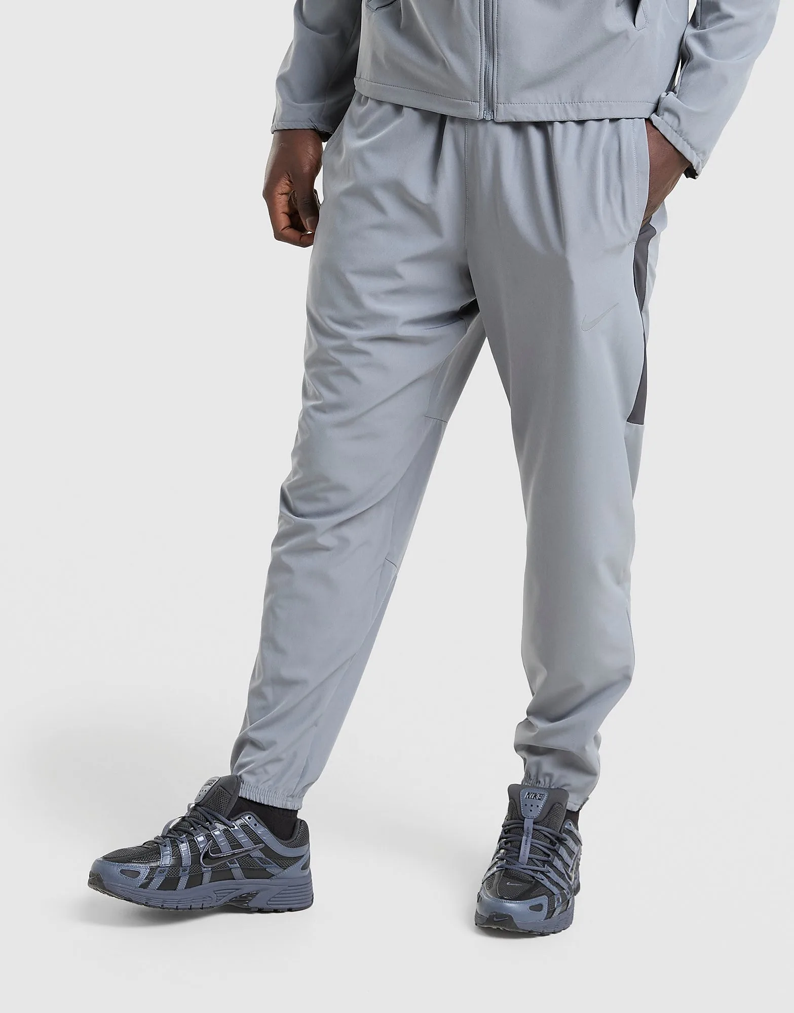 Challenger 2.0 Track Pants - Herren, Grau - male - Size: S - Nike - FashionsVida