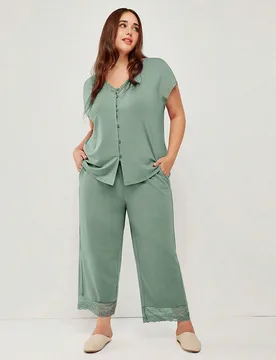 Conjunto de pijama y ropa de estar en casa para mujer de talla grande, verano, verde oscuro, TENCEL™ Modal, con encaje, camisa de manga corta y pant - Shein - FashionsVida