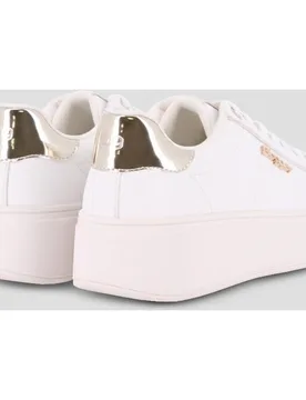 Zapatillas básicas d emujer con plataforma con cordones - Blogger - FashionsVida