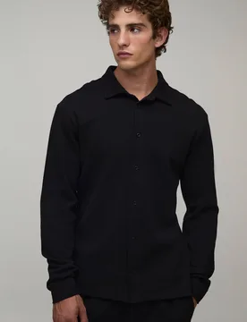 Herren Schmal Geschnittenes Piqué-Hemd Mit Button-Down-Kragen Und Langen Ärmeln Aus Jersey Black Größe Small - boohooMAN - FashionsVida