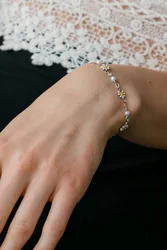 Women's Sun Flower Pearl Charms Beaded Summer Indie Boho Daisy Floral Bracelet in Silver Size: 7.5 inches - Silver - Size: 7.5 inches