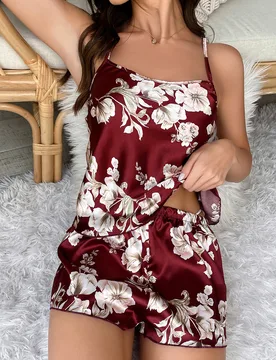 Conjunto de pijama con top de cami y shorts de satén con estampado floral L - Shein - FashionsVida