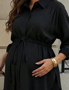 Blusa de maternidad para mujer de tejido liso unicolor, estilo casual para exteriores, corte holgado, cuello vuelto y cordón ajustable en la cintura - Shein - FashionsVida