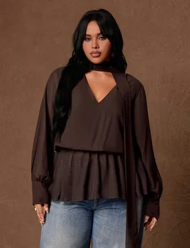 Blusa de manga larga para mujer europea de talla grande, estilo minimalista y sexy, cuello en V, con lazo, cintura suelta, efecto estilizante, ligera, - Shein - FashionsVida