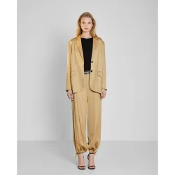 Blazer de mujer satinada con doble botonadura
