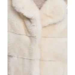 Chaqueta de pelo de mujer de visón en horizontal