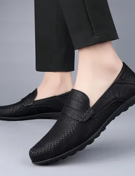 Mocasines de lujo para hombre, estilo casual tejido, zapatos planos sin cordones con banda elástica conveniente, adecuados para uso diario en primave - Shein - FashionsVida