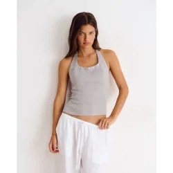 Top de mujer de lino con botones