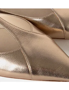 Zapatos de salón de mujer confeccionados en napa metalizada - Farrutx - FashionsVida