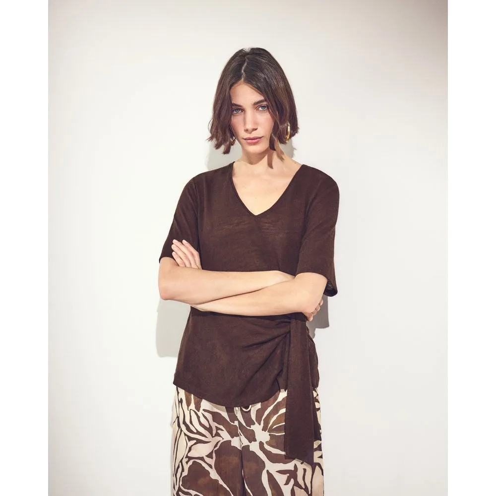 Camiseta manga corta de mujer con cuello pico y nudo - Woman El Corte Inglés - FashionsVida