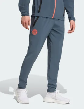 Pantaloni Tiro 25 Competition Vis Tech Travel Bayern Monaco XS Bold Onix / Easy Coral - Adidas - FashionsVida