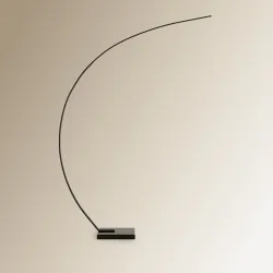 Lámpara de pie con LED integrado Axel