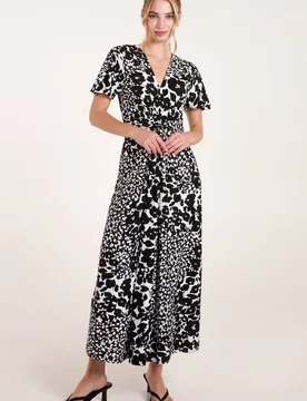 Women's Twist Front Maxi Dress in Black Size: Large/XL - Black - Size: L/XL - Blue Vanilla - FashionsVida