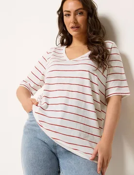 Women's Stripe Short Sleeve T-Shirt in White Size: 26-28 - White - Size: 26-28 - Yours - FashionsVida