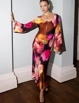 Ashton Long Sleeve Floral Dress - 8 - Rewritten - FashionsVida