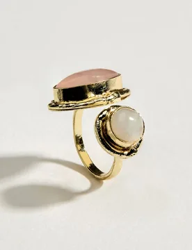 Anillo con detalle de piedras de mujer - Southern Cotton - FashionsVida