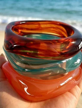 Juego de 3 piezas de brazaletes de acrílico vintage exquisitos con diseño cilíndrico de moda, accesorios de moda para mujer, material acrílico sin - Shein - FashionsVida
