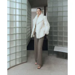 Pantalón de mujer ancho punto pespuntes cuadros