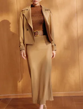 Conjunto de abrigo corto y falda de color marrón claro para mujer, para otoño/invierno, uso casual y para citas M - Shein - FashionsVida