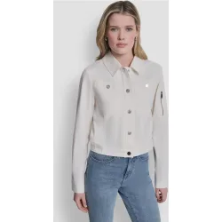 Chaqueta con bolsillos frontales