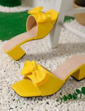 Sandalias de tacón alto de moda con puntera abierta y tacón grueso, nuevas para primavera/verano 2025. Tacones altos elegantes de dama de color amar - Shein - FashionsVida
