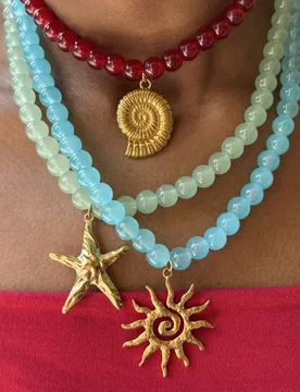 Collar de vacaciones en la playa de varias capas para mujeres, collar de cuentas con estrella de mar y concha de estilo bohemio, serie del océano - Shein - FashionsVida